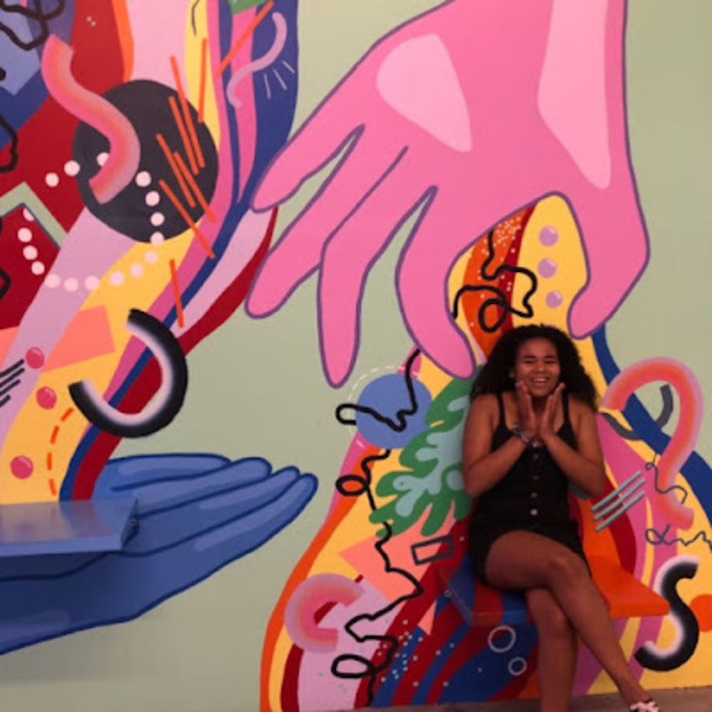 Meet your Posher, Jasmine